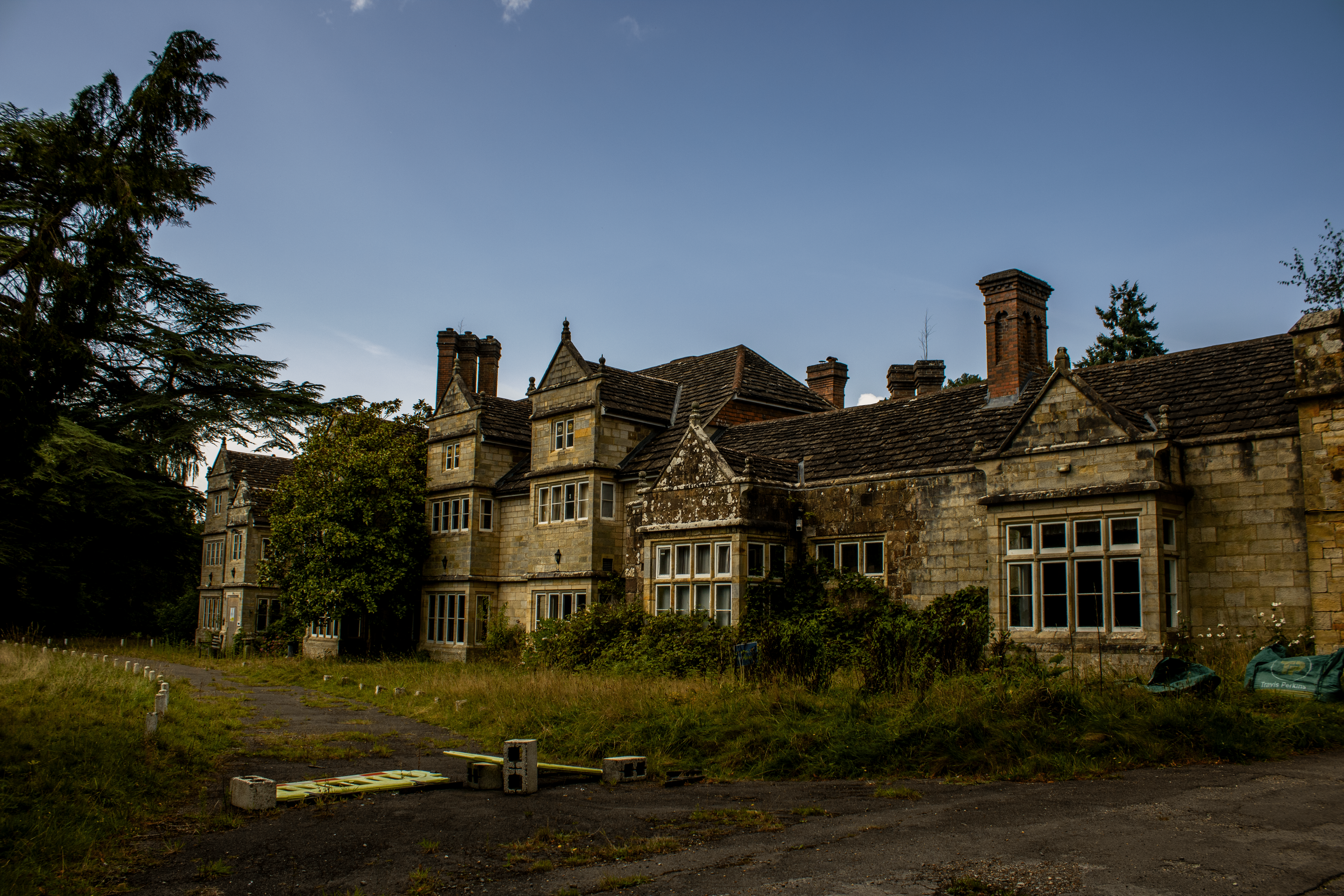 Rowfant House